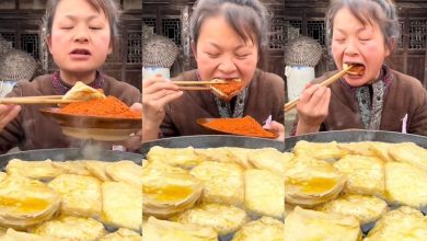 Tiktoker China makan tahu panas plus cabai (foto : food.detik.com)