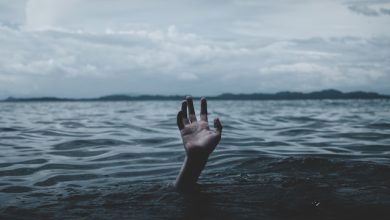 ilustrasi orang tenggelam (unsplash.com/Stormseeker)
